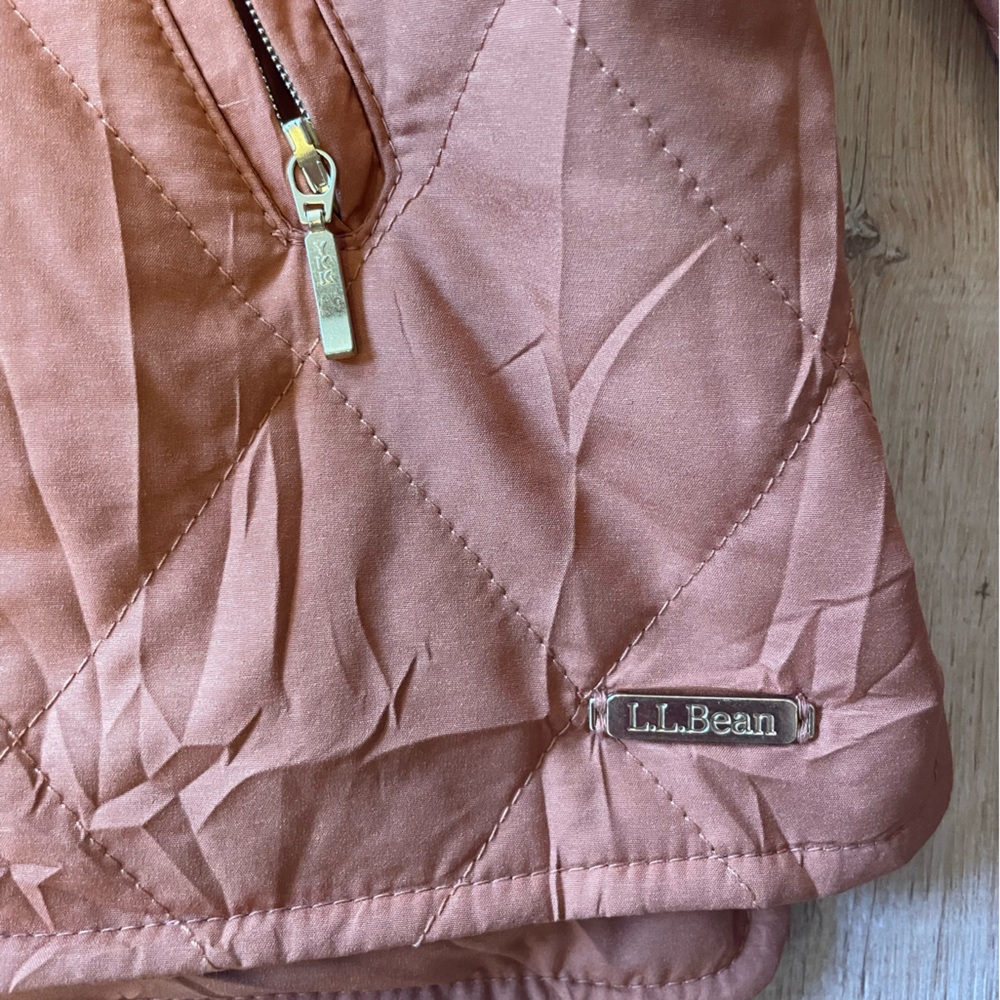 LL Bean Quilted Lightweight Jacket in Rust - Picture 6 of 11